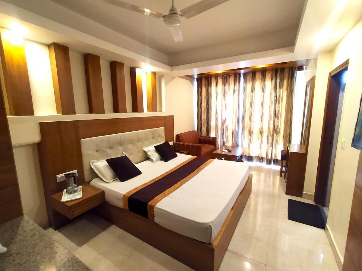 Hotel Samrat, Mussoorie Zewnętrze zdjęcie
