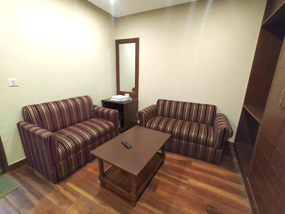 Hotel Samrat, Mussoorie Zewnętrze zdjęcie